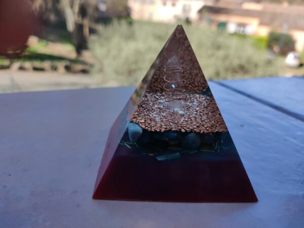 Les orgonites en forme de pyramide (petite) – Image 6