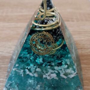 Orgonite pyramidale