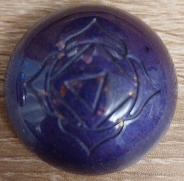 Orgonite dôme violette troisième œil